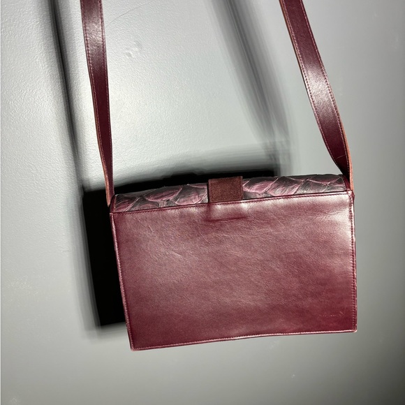 Piper and Skye Brava Crossbody Bag - Picture 5 of 9